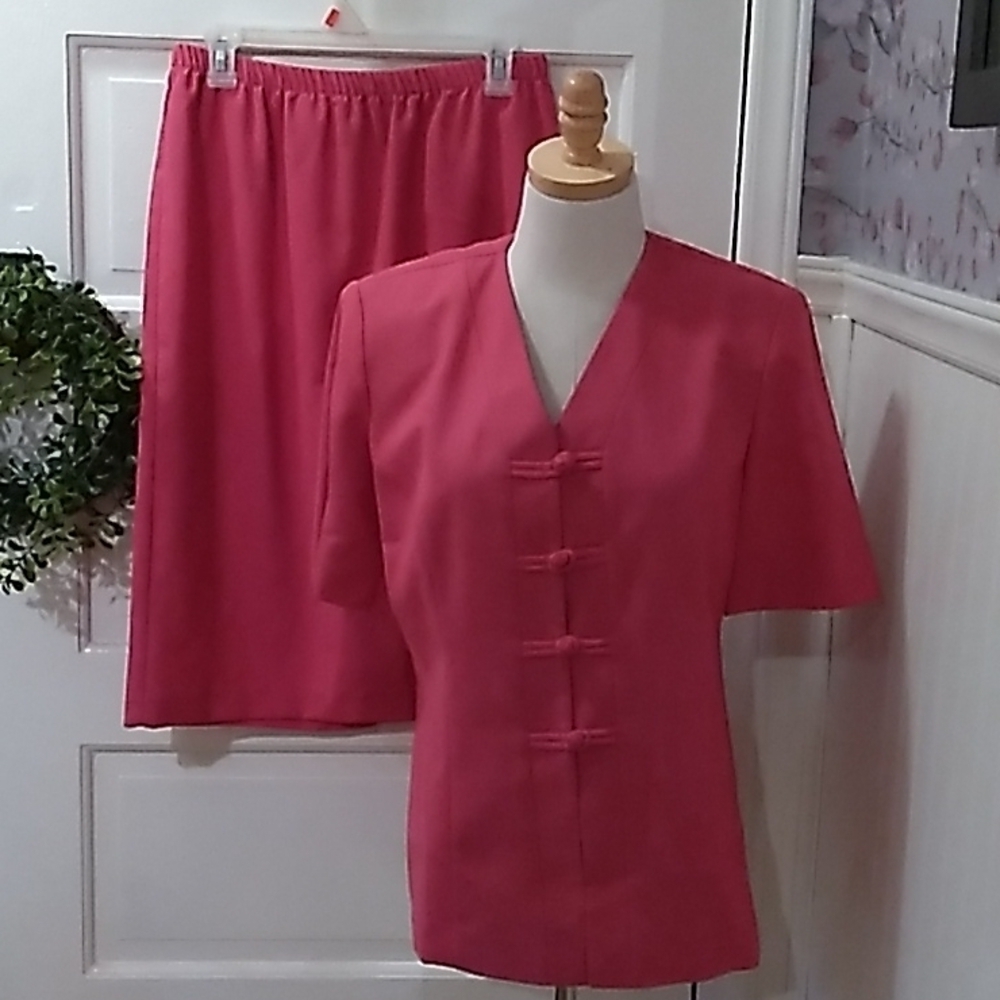 Vintage Lady Carol pink union made in USA skirt set 10